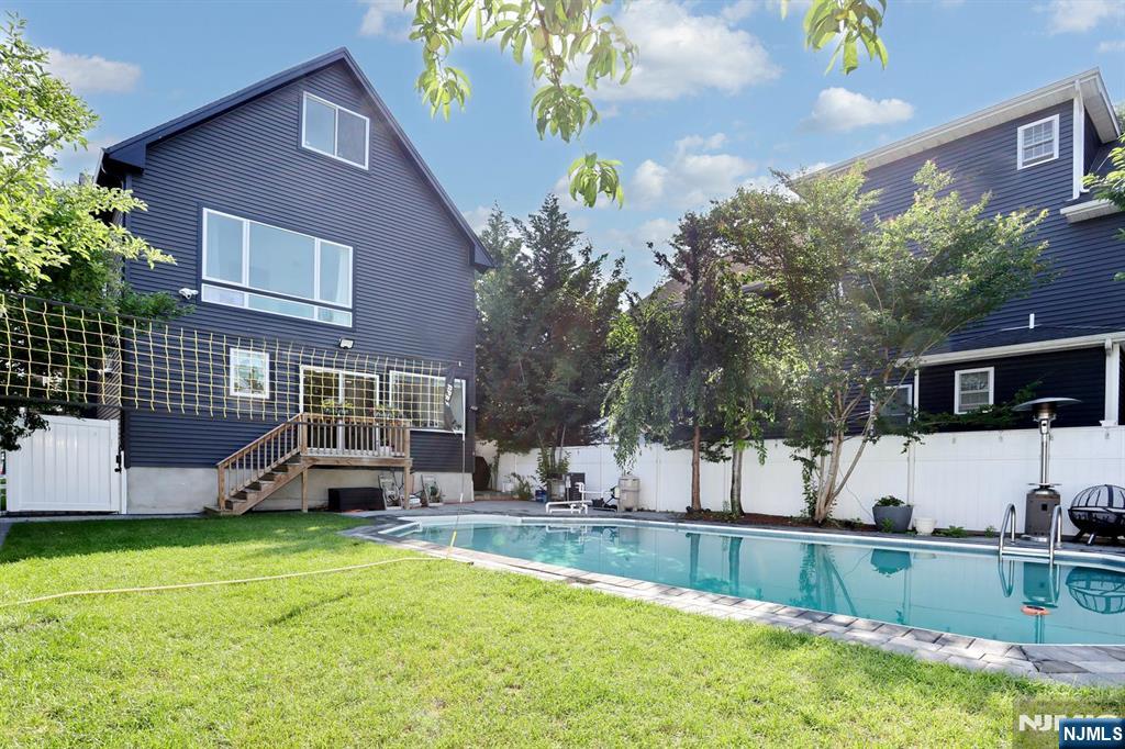 169 Woodward Avenue Rutherford, NJ 07070 - Photo 30 of 32