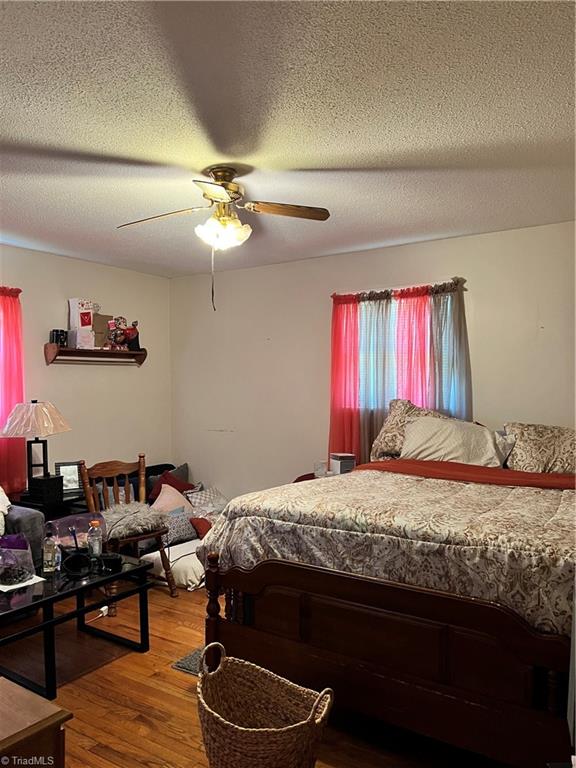 1429 Feezor Road Lexington, NC 27292 - Photo 8 of 12 Primary Bedrooom