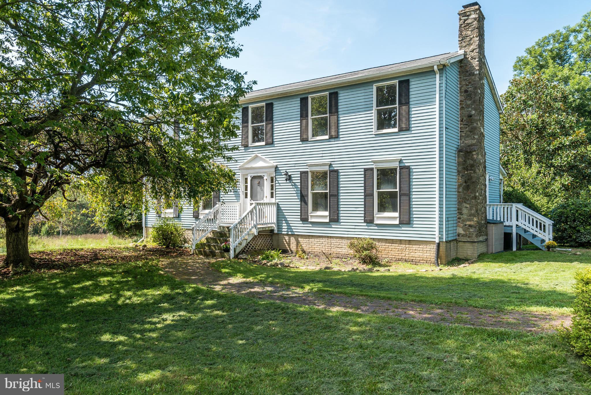 37217 Jeb Stuart Road Purcellville, VA 20132 - Photo 1 of 30 Exterior (Front)