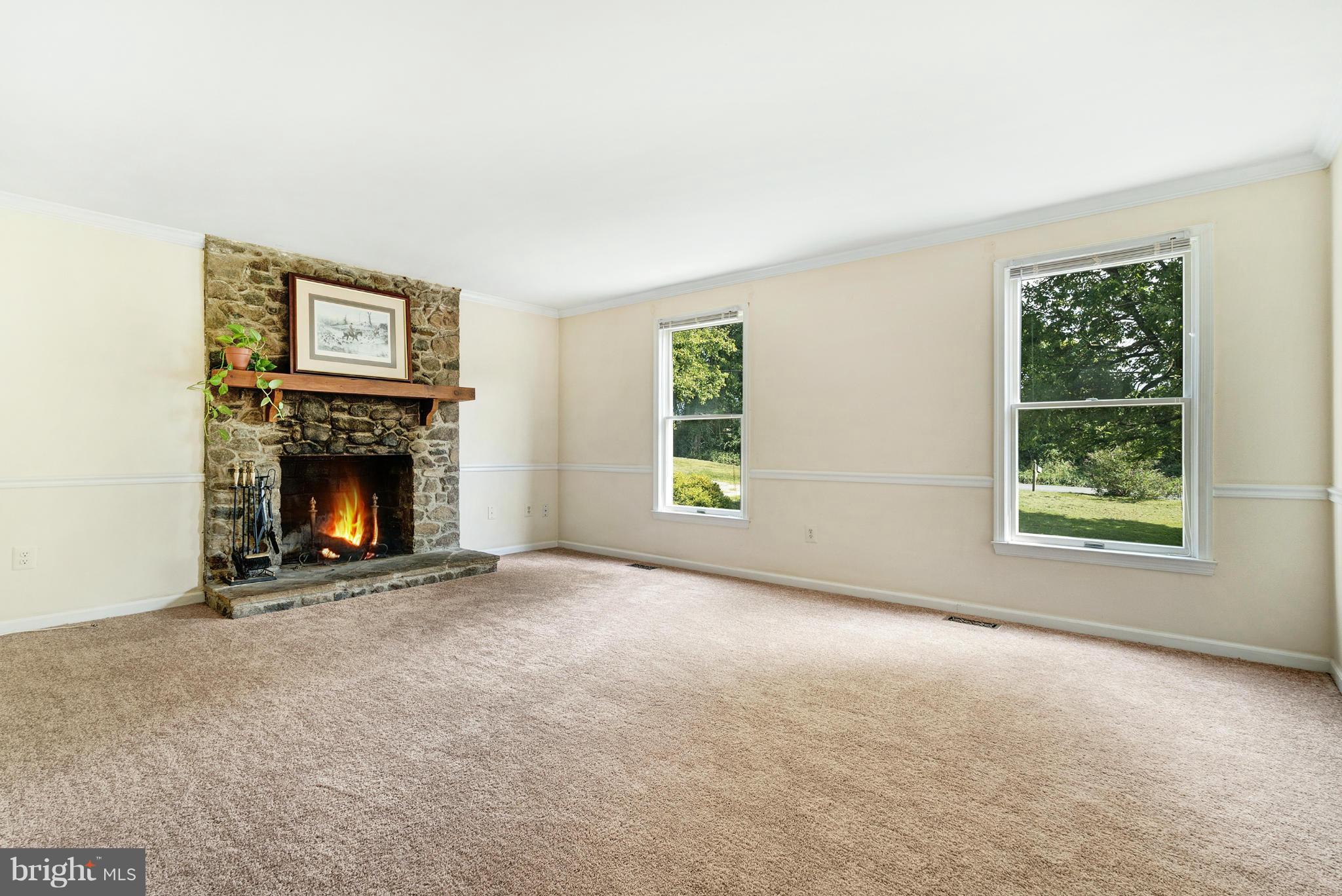 37217 Jeb Stuart Road Purcellville, VA 20132 - Photo 13 of 30 Family Room