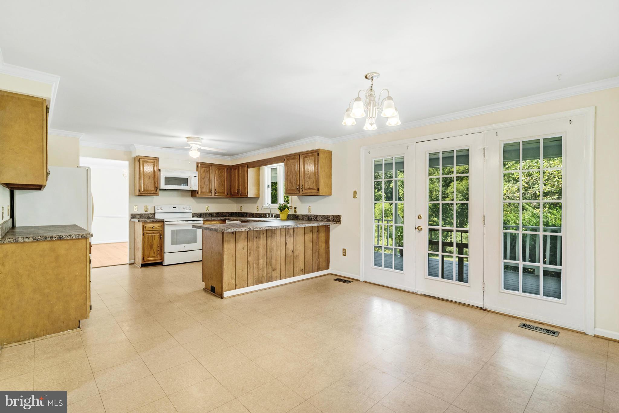 37217 Jeb Stuart Road Purcellville, VA 20132 - Photo 14 of 30 Kitchen