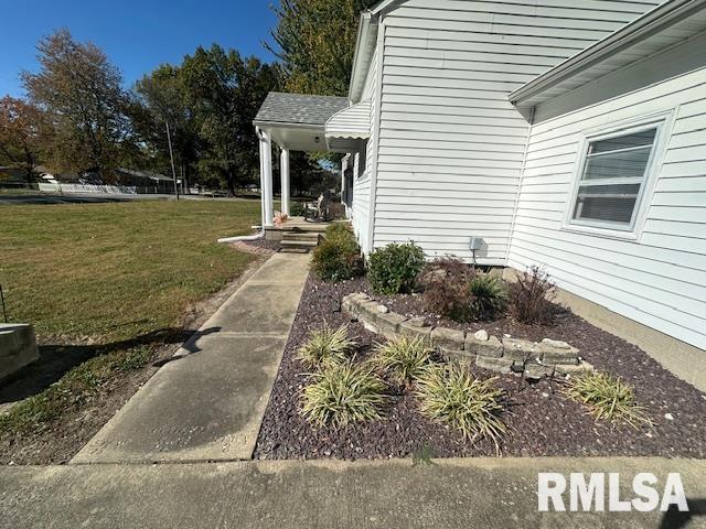 13989 Cutler Street Benton, IL 62812 - Photo 29 of 39 Gallery Image 29