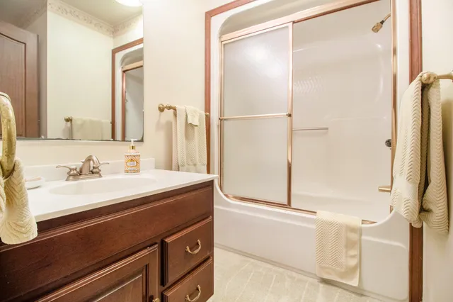 $629,900 | 9453 Whispering Pines Drive, Saline, MI 48176