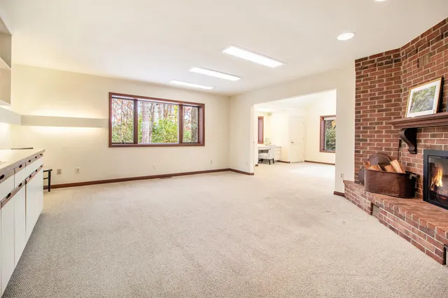 $629,900 | 9453 Whispering Pines Drive, Saline, MI 48176