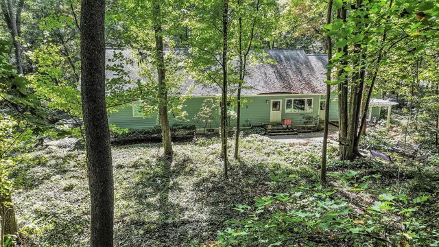 $629,900 | 9453 Whispering Pines Drive, Saline, MI 48176