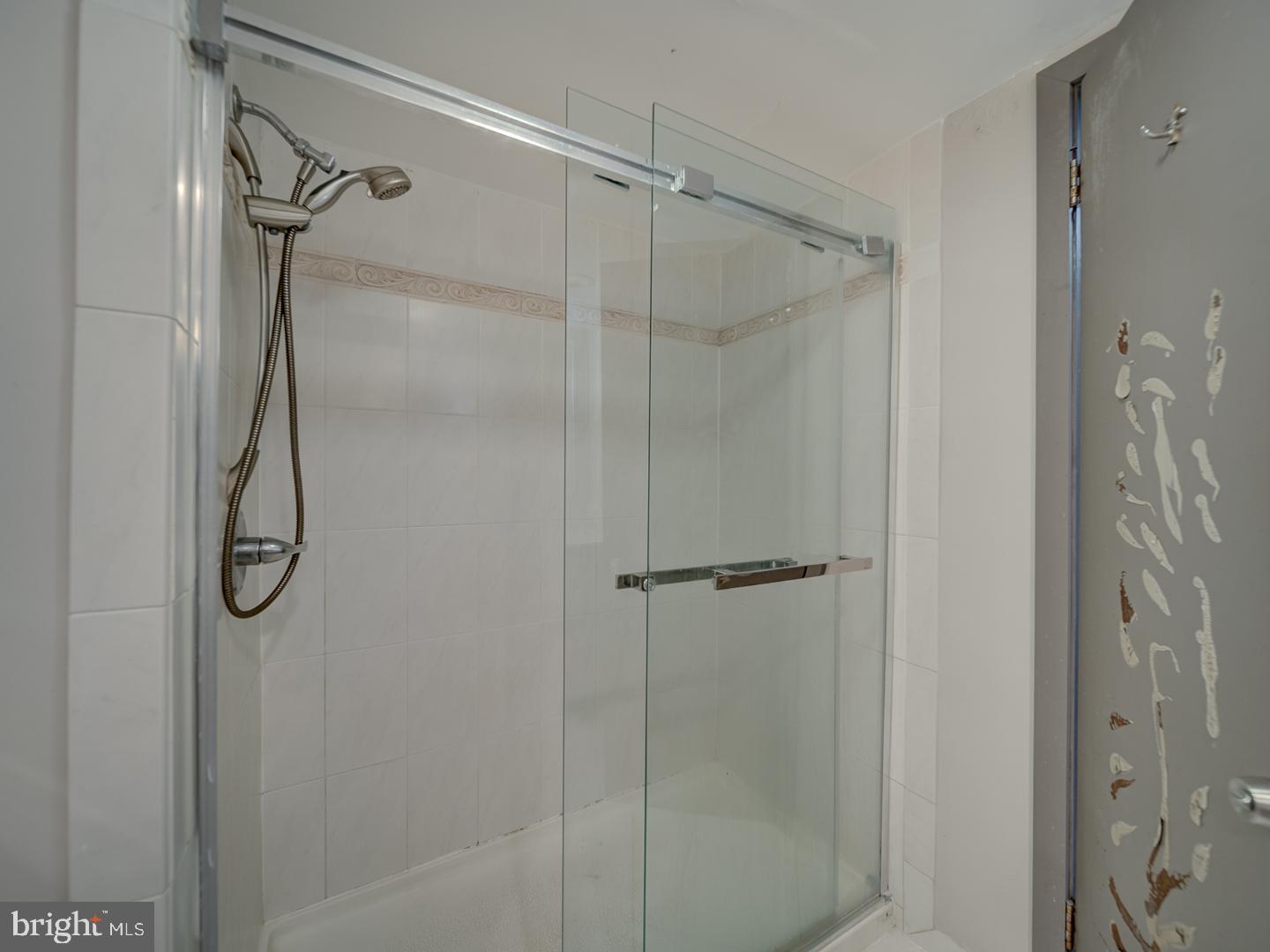 2142 Cathedral Avenue Northwest Washington, DC 20008 - Photo 48 of 60