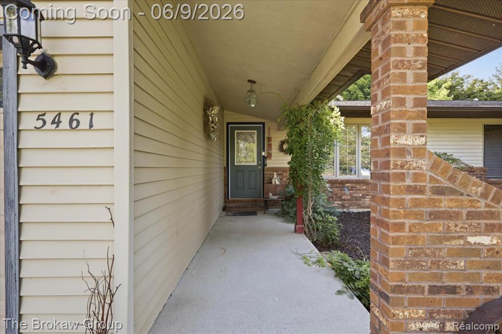 5461 North Henderson Road Davison, MI 48423 - Photo 10 of 64