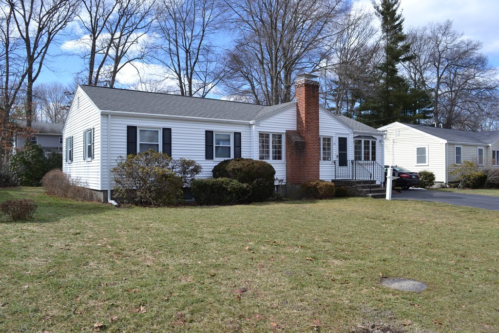 48 Hickory Road Norwood, MA 02062 - Photo 2 of 30 Gallery Image 2
