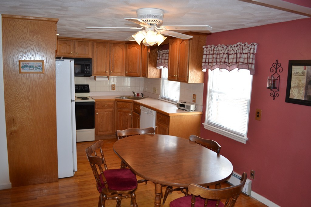 48 Hickory Road Norwood, MA 02062 - Photo 3 of 30 Gallery Image 3