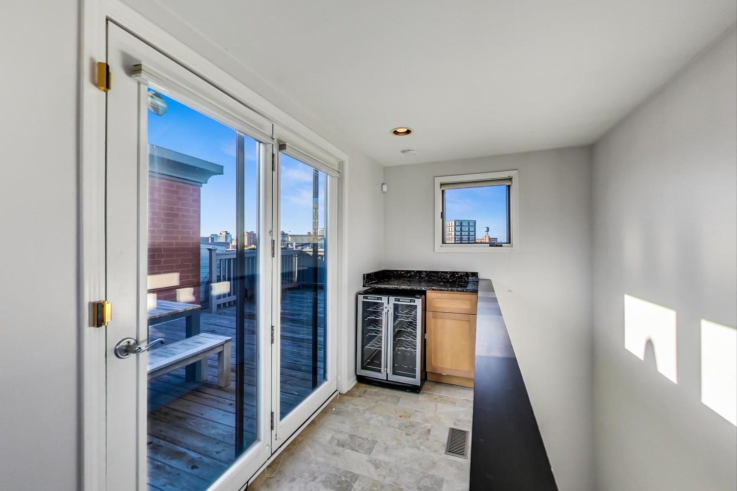 Undisclosed Address Chicago, IL 60610 - Photo 19 of 23