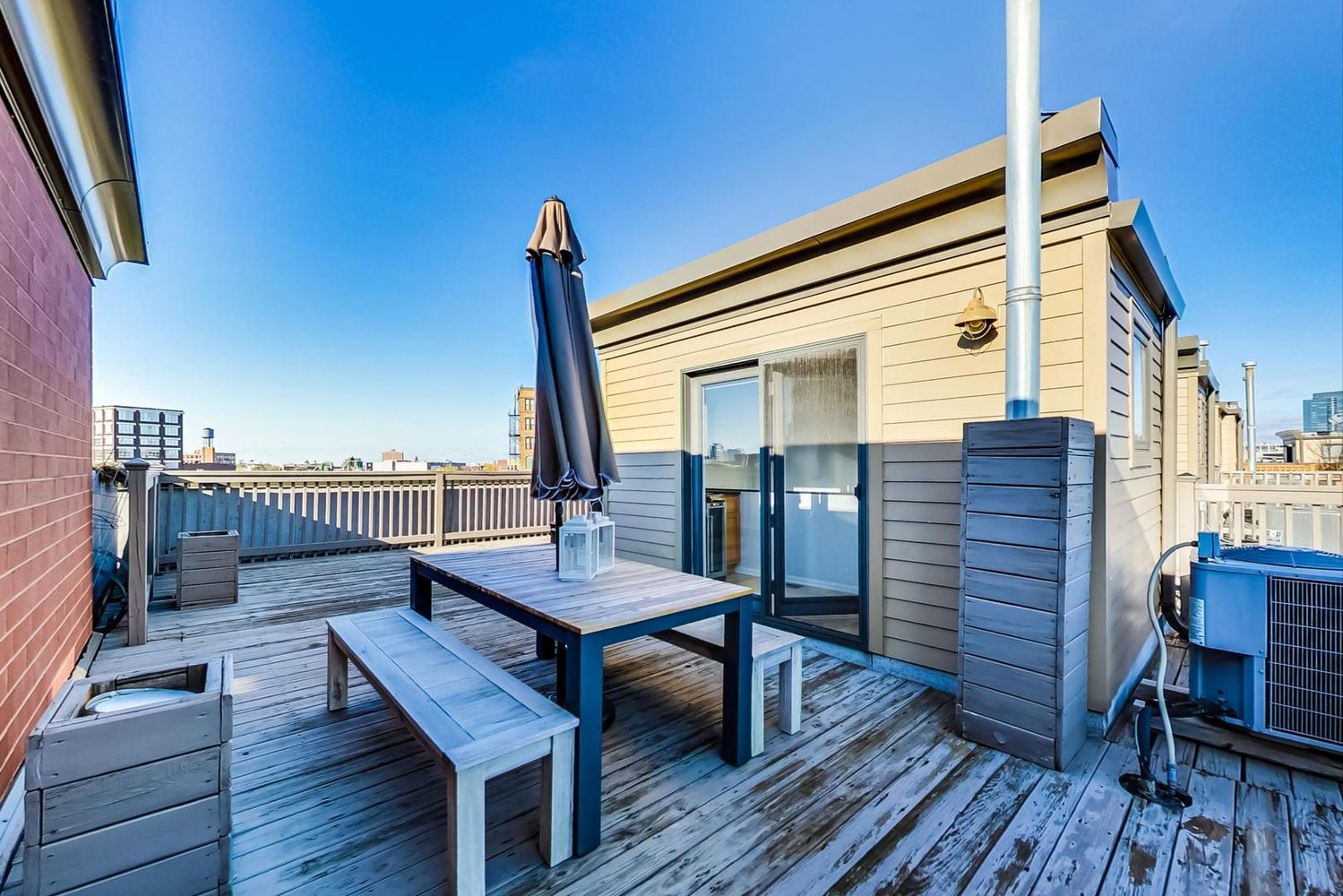 Undisclosed Address Chicago, IL 60610 - Photo 20 of 23