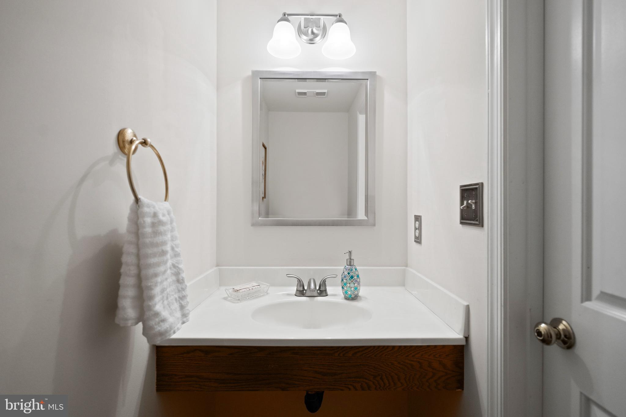 8943 Park Forest Drive Springfield, VA 22152 - Photo 40 of 74 Half bath on main level