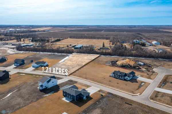 $39,900 | 1481 Prairie Lane, Wahpeton, ND 58075