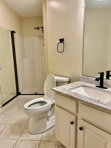 $2,800 | 5 Mission Chelmsford Ma, Unit 101, Burlington, MA 01803