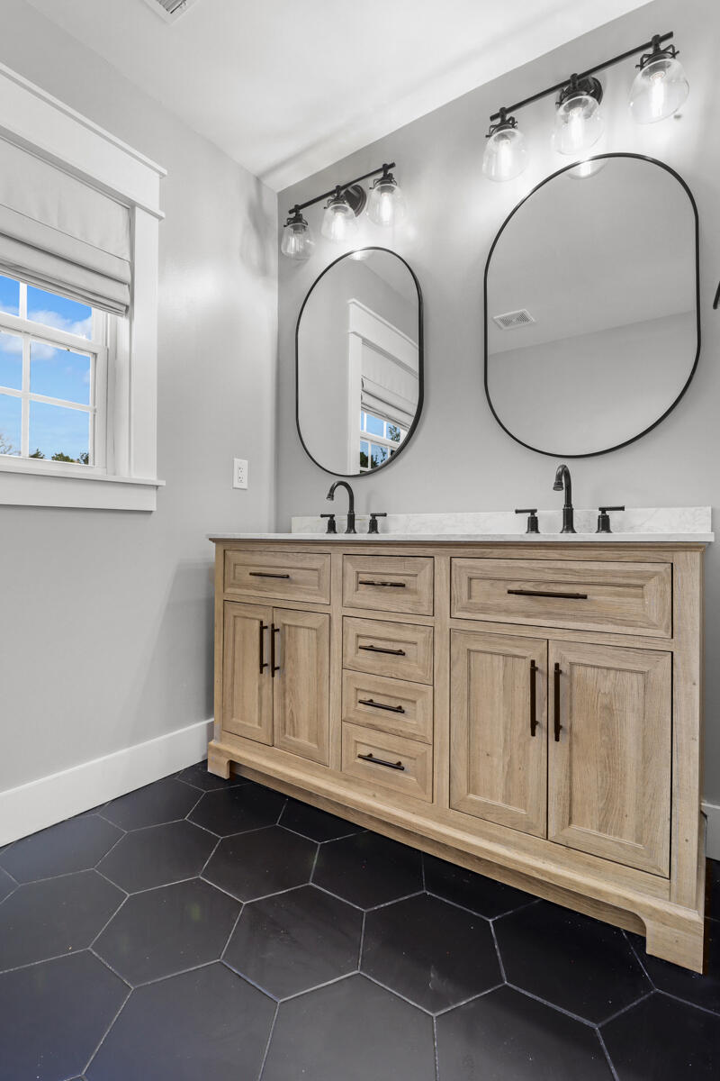 5113 Timicuan Way Summerville, SC 29485 - Photo 36 of 51 IMG_0895