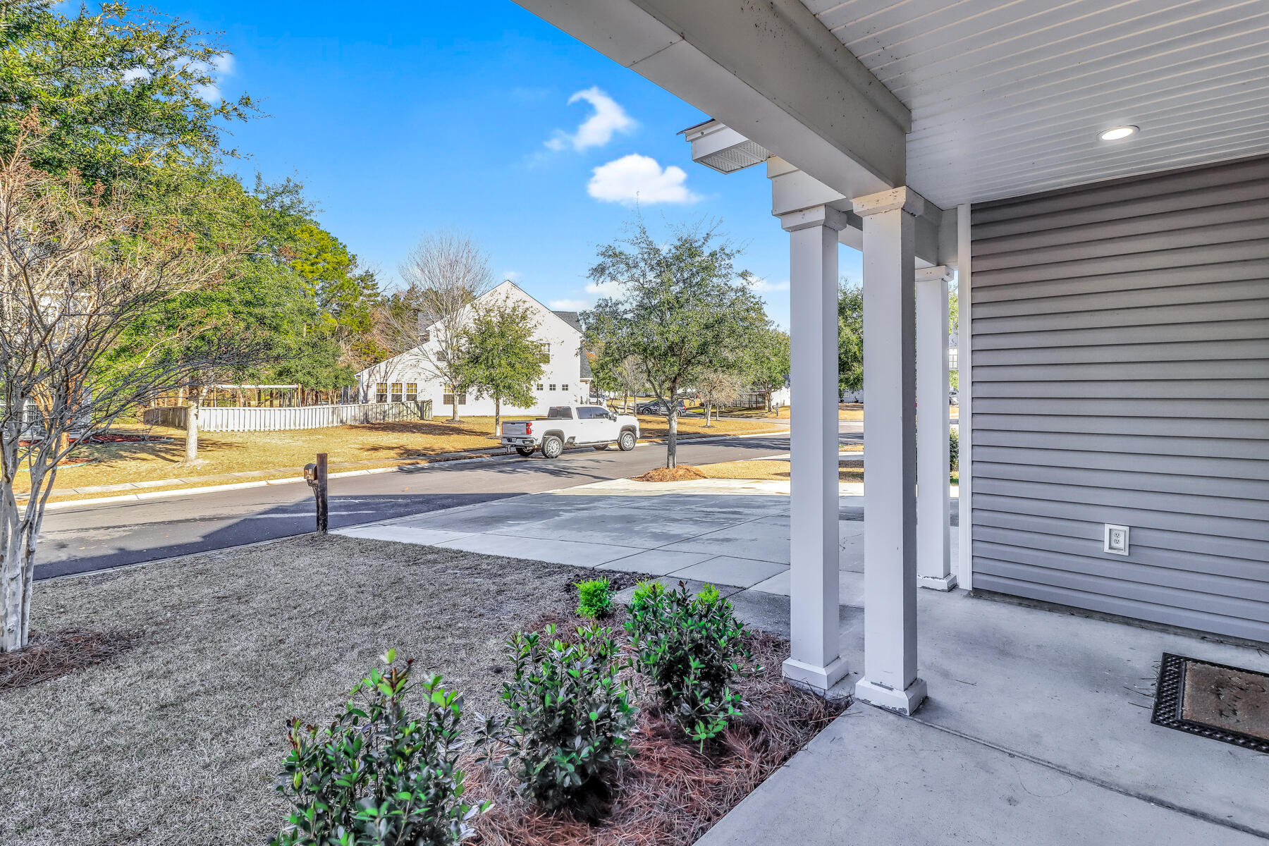 5113 Timicuan Way Summerville, SC 29485 - Photo 8 of 51 IMG_0793final_