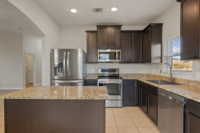 $1,800 | 19717 Per Lange Pass, Manor, TX 78653