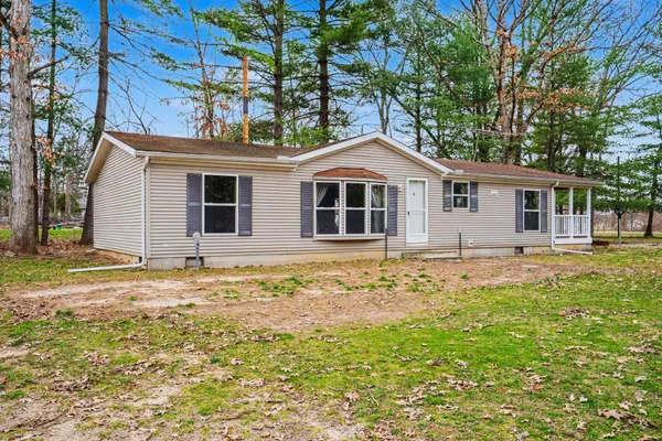 $176,506 | 23841 Jefferson Center Street, Cassopolis, MI 49031