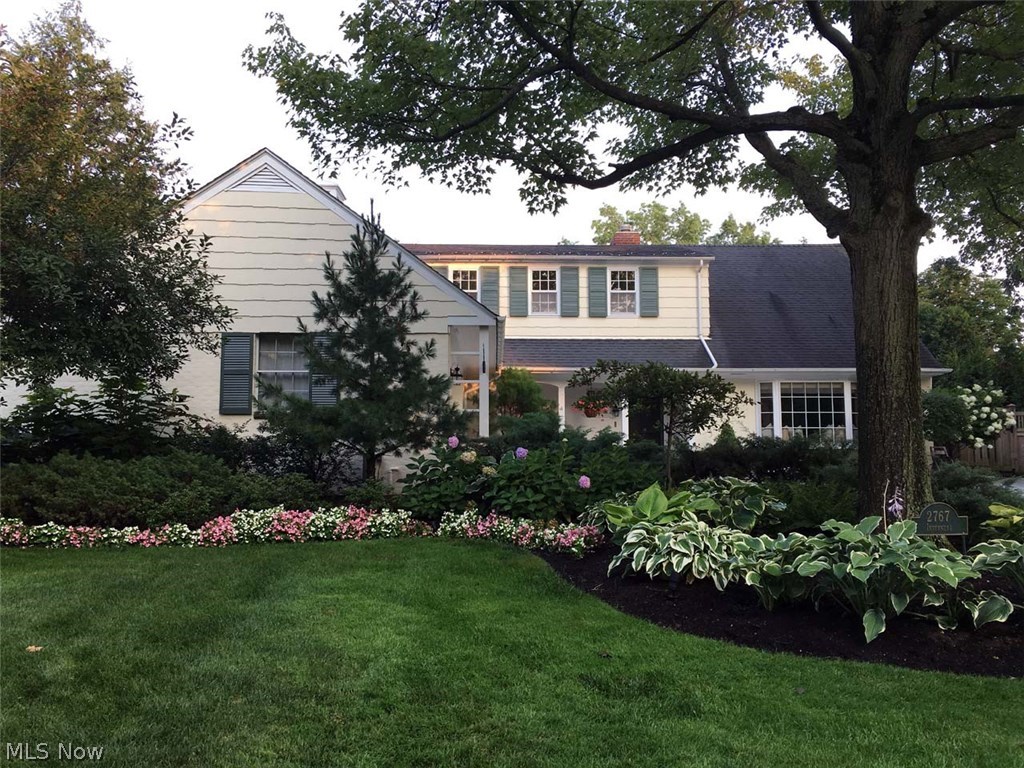 2767 Inverness Road Shaker Heights, OH 44122 - Photo 2 of 35 Gallery Image 2