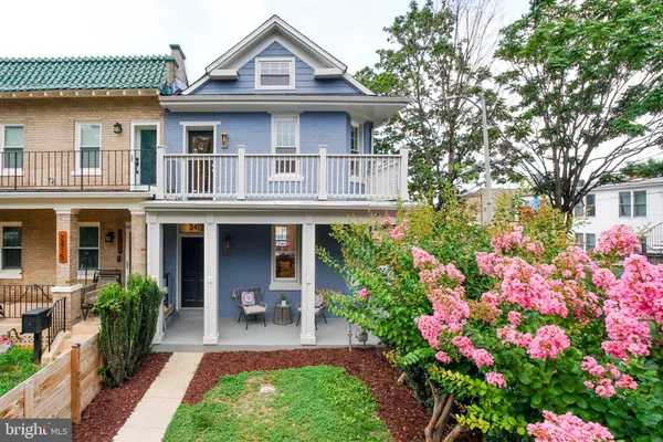 $915,000 | 2413 2nd Street Northeast, Washington, DC 20002