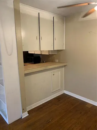 $999 | 2022 Branard Street, Unit 5, Houston, TX 77098