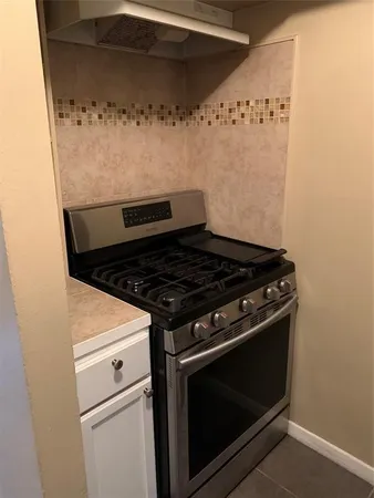 $999 | 2022 Branard Street, Unit 5, Houston, TX 77098