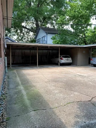 $999 | 2022 Branard Street, Unit 5, Houston, TX 77098