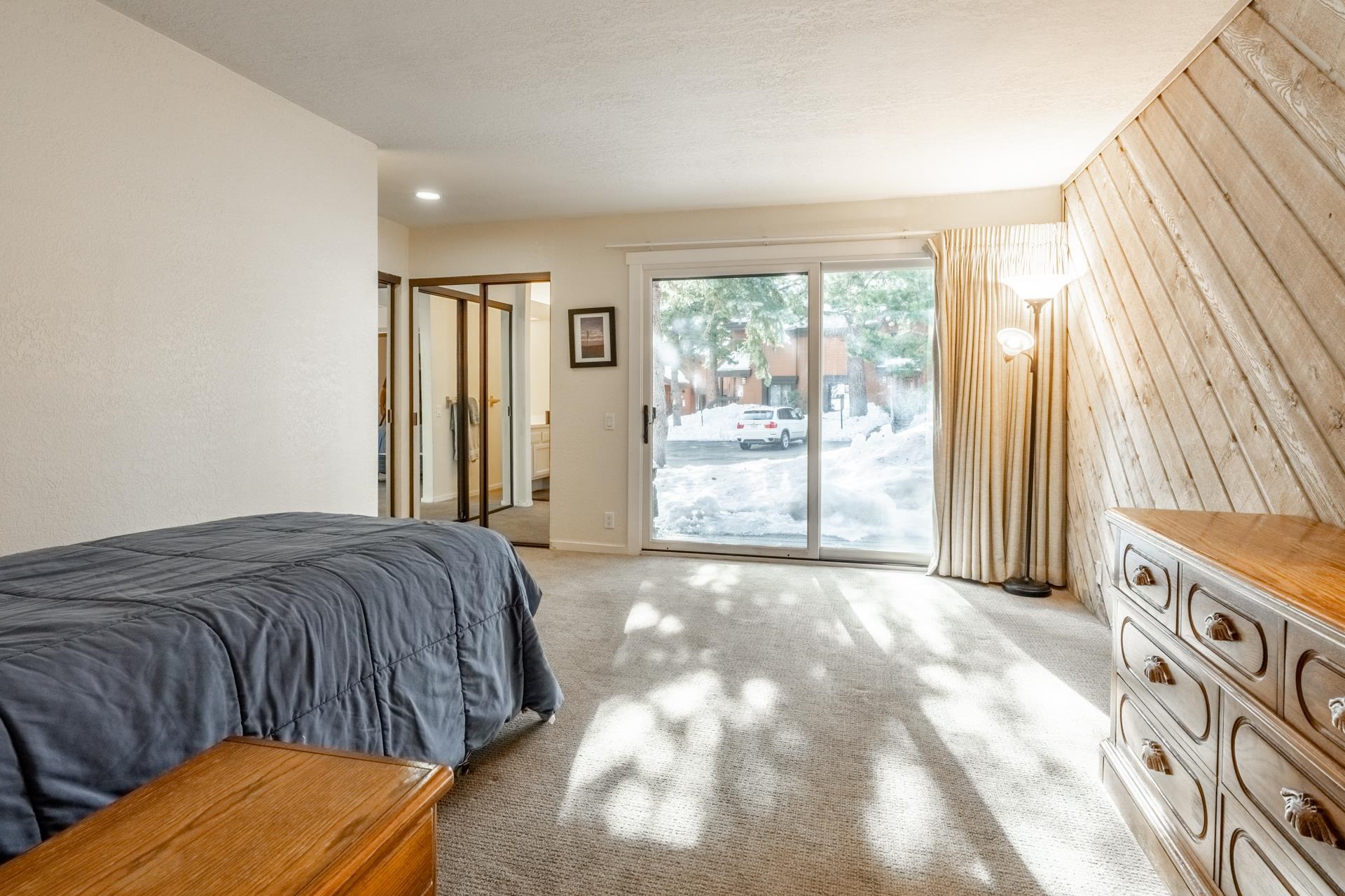 46 Snowcreek Road, Unit 46 Mammoth Lakes, CA 93546 - Photo 12 of 43