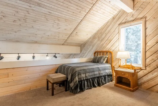 $899,000 | 46 Snowcreek Road, Unit 46, Mammoth Lakes, CA 93546