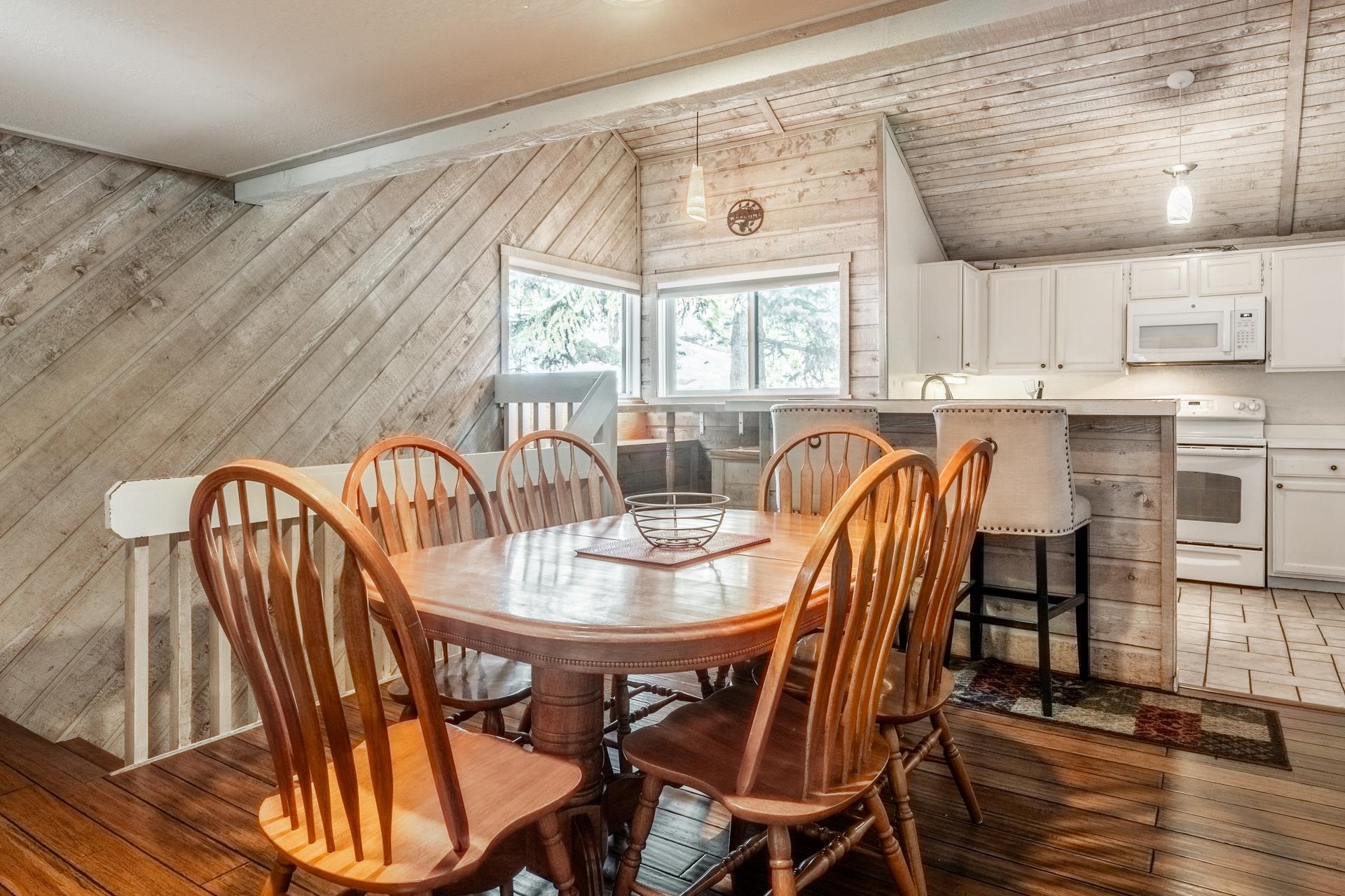 46 Snowcreek Road, Unit 46 Mammoth Lakes, CA 93546 - Photo 33 of 43