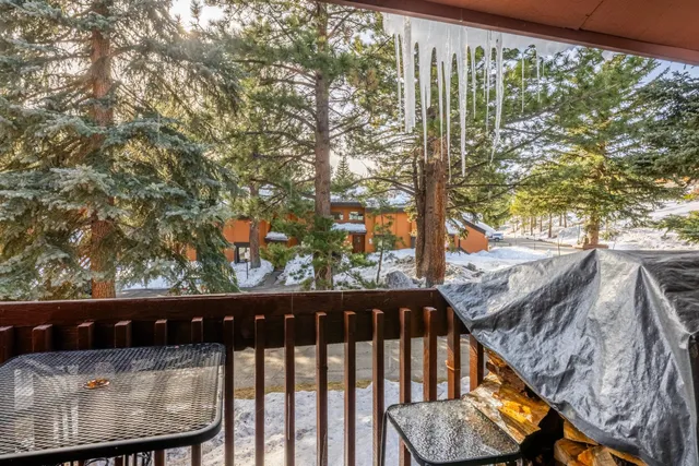 $899,000 | 46 Snowcreek Road, Unit 46, Mammoth Lakes, CA 93546