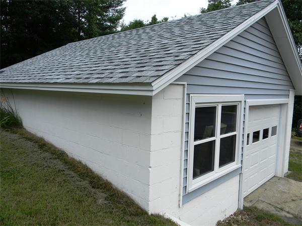 228 Gage Road Athol, MA 01331 - Photo 23 of 23 a backyard of a house