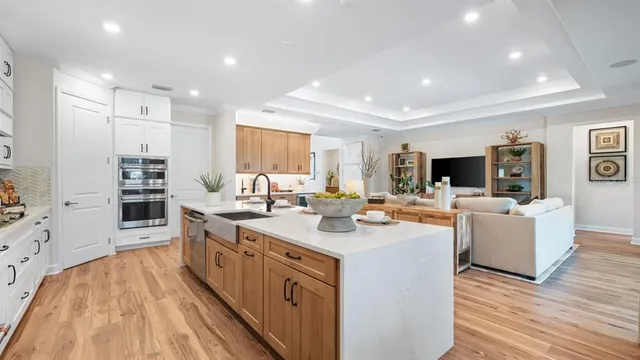 $759,999 | 35056 Emberview Drive, Zephyrhills, FL 33541