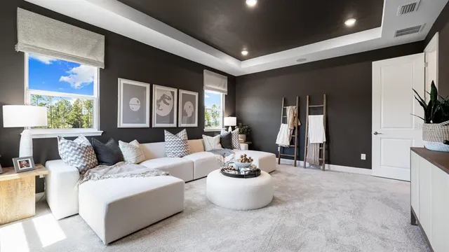 $759,999 | 35056 Emberview Drive, Zephyrhills, FL 33541