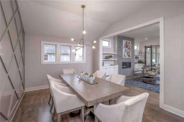 $810,000 | 12200 138th Place, Overland Park, KS 66221