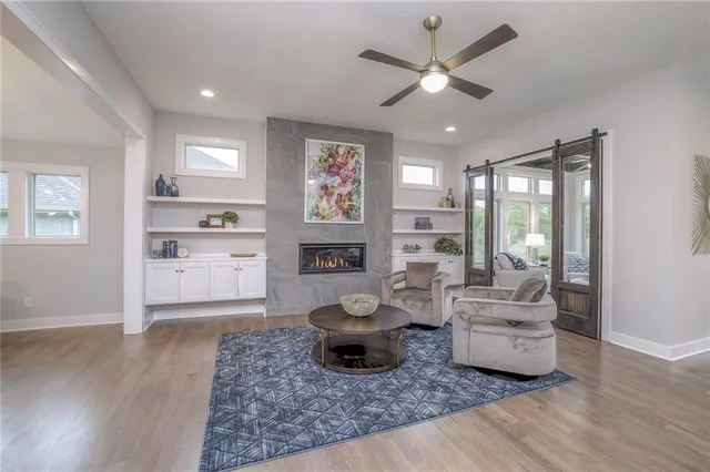 $810,000 | 12200 138th Place, Overland Park, KS 66221