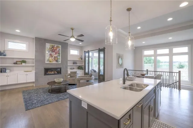 $810,000 | 12200 138th Place, Overland Park, KS 66221