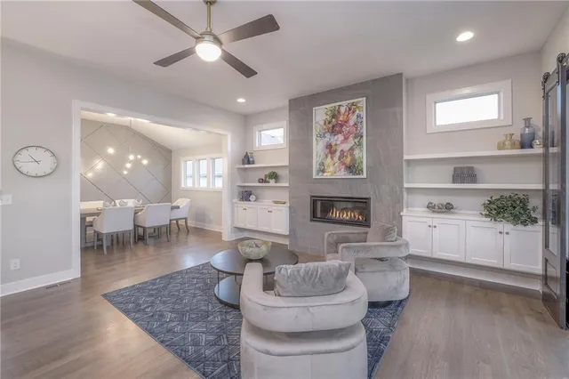 $810,000 | 12200 138th Place, Overland Park, KS 66221