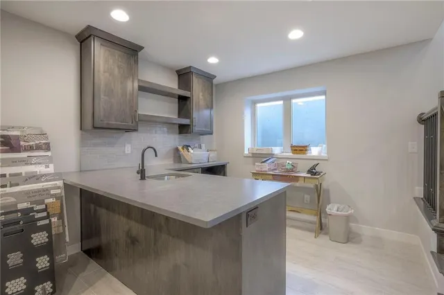 $810,000 | 12200 138th Place, Overland Park, KS 66221