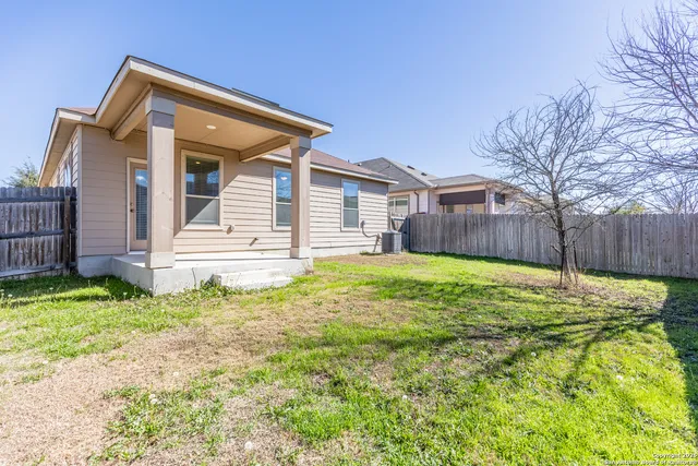 a front view of house with yard