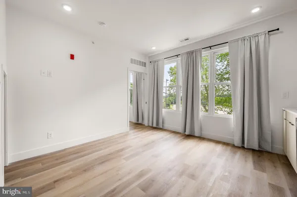 $1,275,000 | 4921 Chester Avenue, Philadelphia, PA 19143