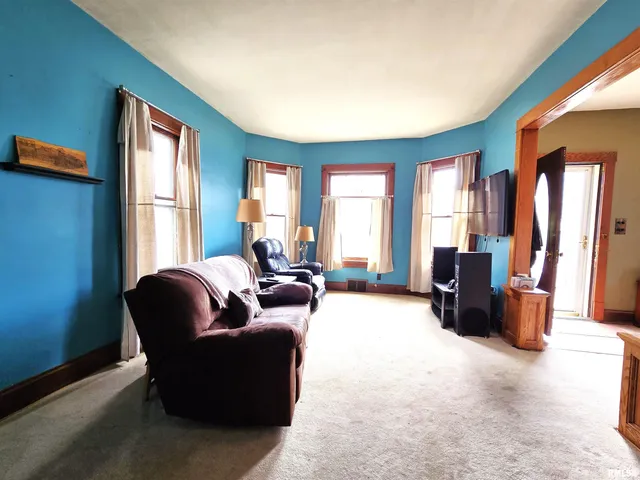 $85,500 | 212 Jefferson Street, Savanna, IL 61074