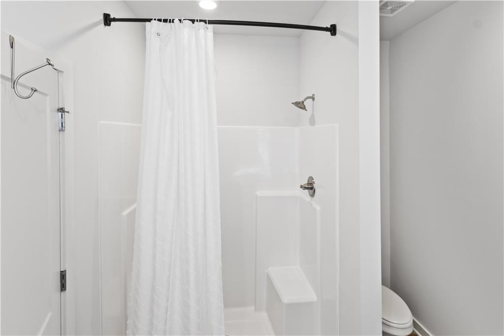 583 Overlook Road Covington, GA 30014 - Photo 13 of 38