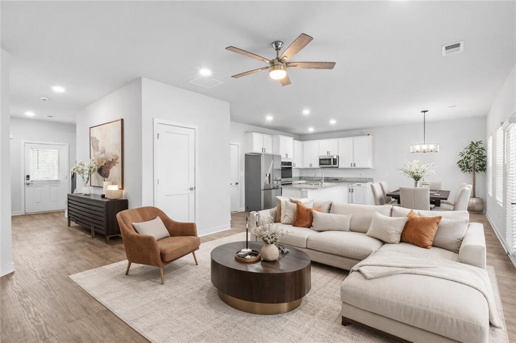 583 Overlook Road Covington, GA 30014 - Photo 3 of 38