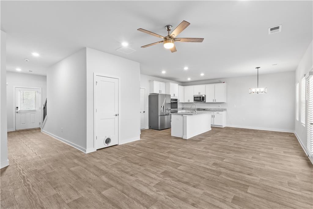 583 Overlook Road Covington, GA 30014 - Photo 4 of 38