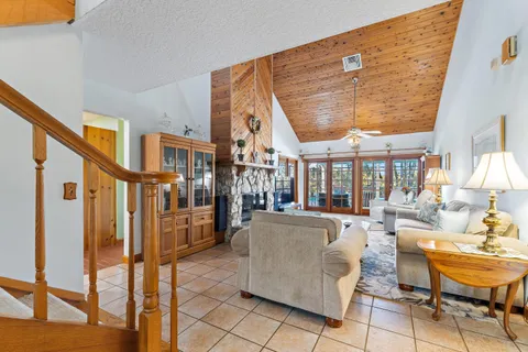 $989,000 | 7845 167th Court North, Palm Beach Gardens, FL 33418