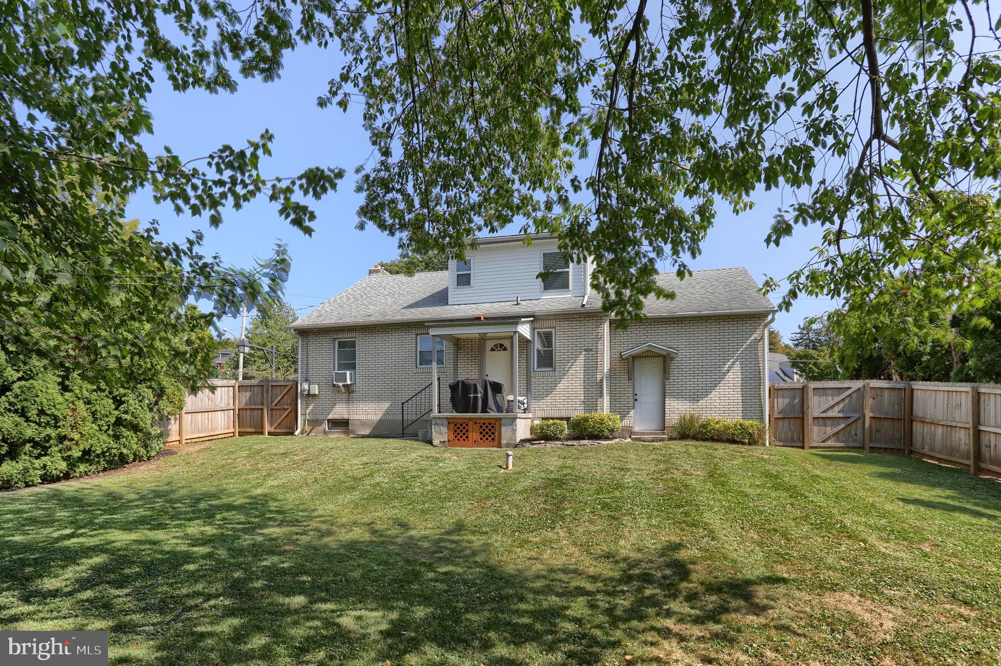 507 State Drive Lebanon, PA 17042 - Photo 27 of 31 Rear