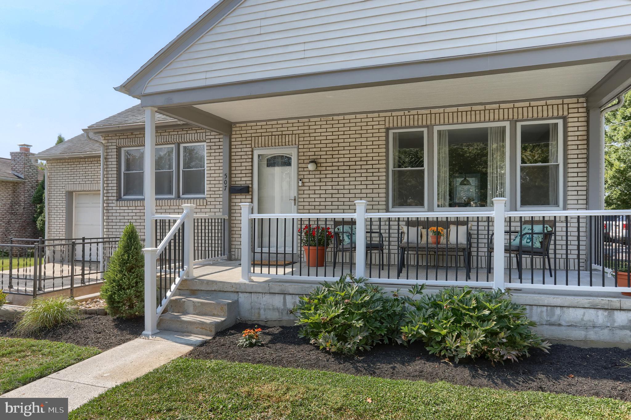 507 State Drive Lebanon, PA 17042 - Photo 3 of 31 Front
