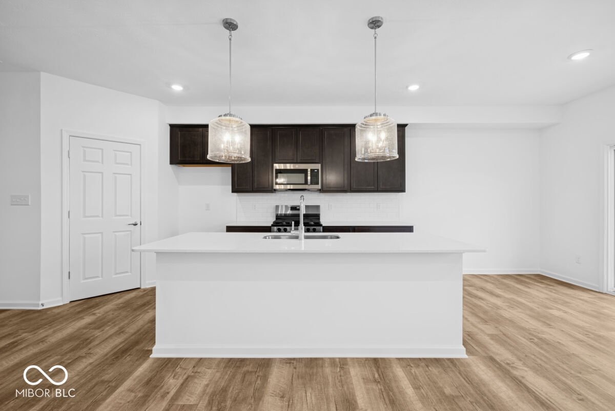 12596 Cattle Rdg Drive Noblesville, IN 46060 - Photo 3 of 22