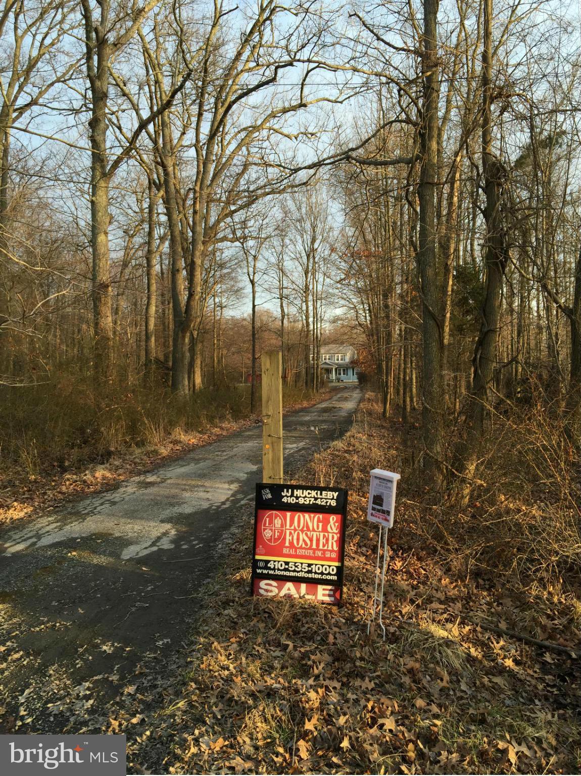 1402 Dent Road Shady Side, MD 20764 - Photo 4 of 10 Gated Entrance & Asphalt Driveway